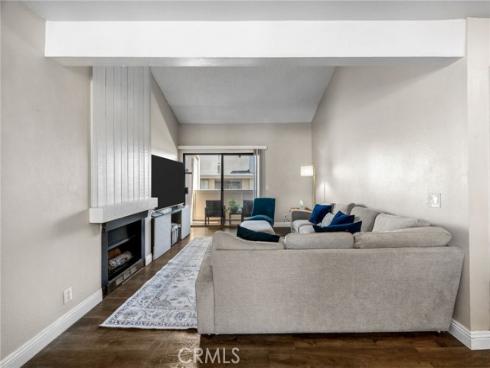 1042 E La Habra 227 Boulevard, La Habra, CA