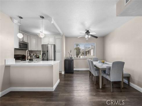 1042 E La Habra 227 Boulevard, La Habra, CA