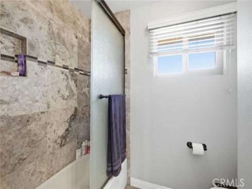 901 N Citrus  16 , La Habra, CA