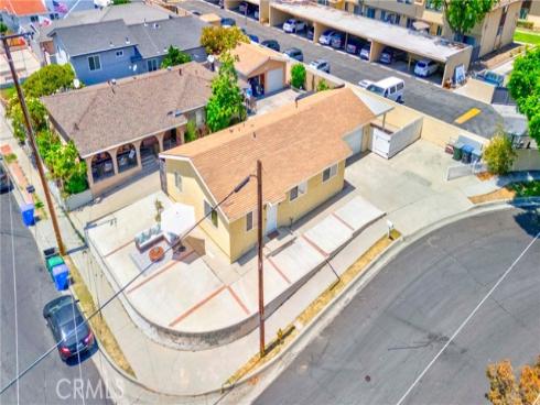821 Buena Vista Avenue, La Habra, CA