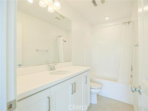 295 Vista Drive #87 , La Habra, CA