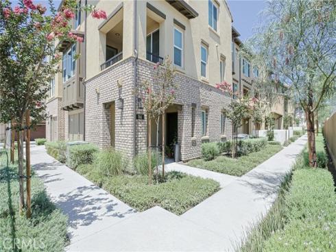 295 Vista Drive #87 , La Habra, CA