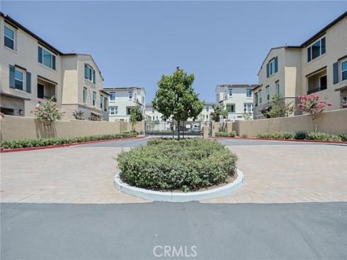 295 Vista Drive #87 , La Habra, CA