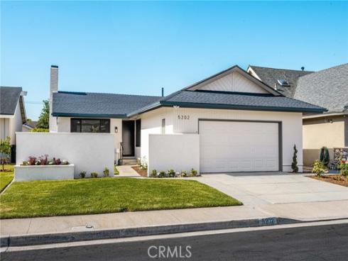 5202 Del Sur Circle