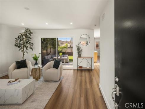 5202  Del Sur   Circle, La Palma, CA