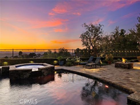 2 Galaxy Isle , Ladera Ranch, CA