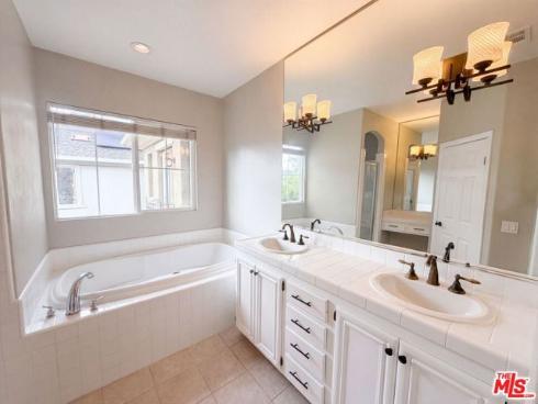 48 Laurelhurst Drive, Ladera Ranch, CA