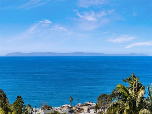 22315  3rd   Avenue, Laguna Beach, CA