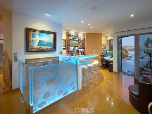 111 S La Senda Drive, Laguna Beach, CA