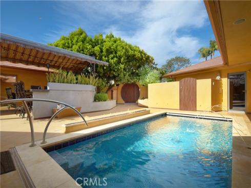 111 S La Senda Drive, Laguna Beach, CA