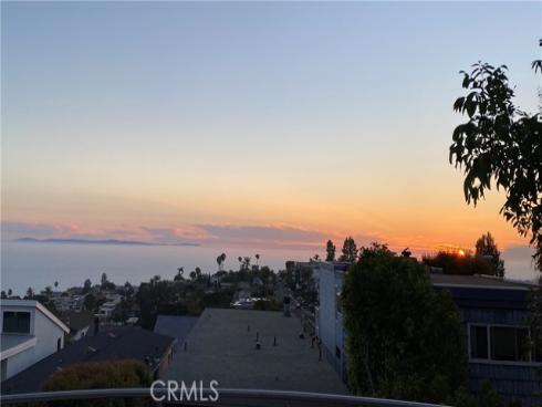 1083 Tia Juana Street, Laguna Beach, CA