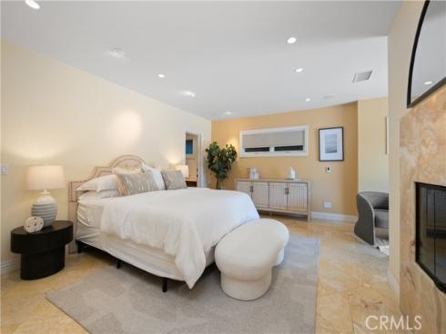 535  High Dr  , Laguna Beach, CA