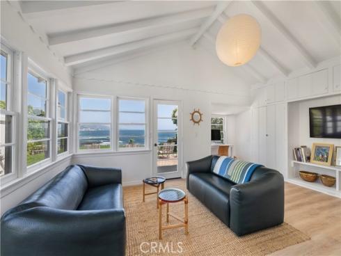 1041  Marine   Drive, Laguna Beach, CA