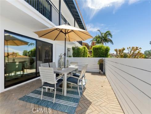 2870  Zell   Drive, Laguna Beach, CA