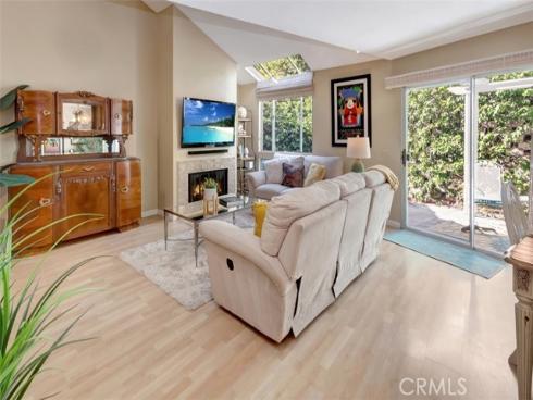 102  Santa Rosa   Court, Laguna Beach, CA