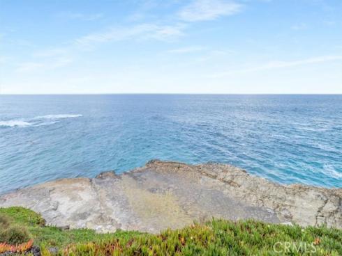 31561  Table Rock  417 , Laguna Beach, CA