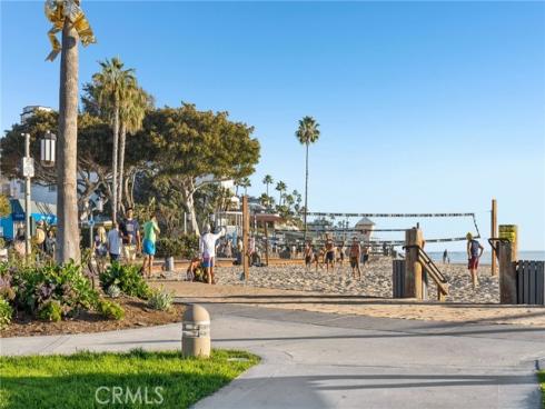 240  Moss  2 , Laguna Beach, CA