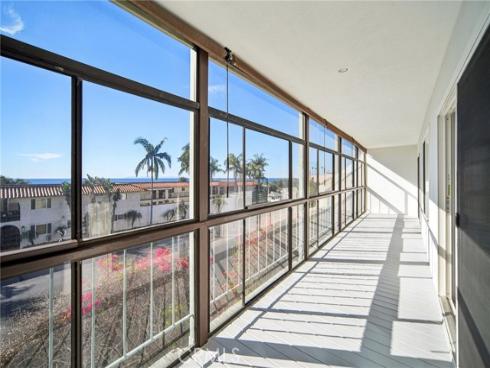 240  Moss  2 , Laguna Beach, CA