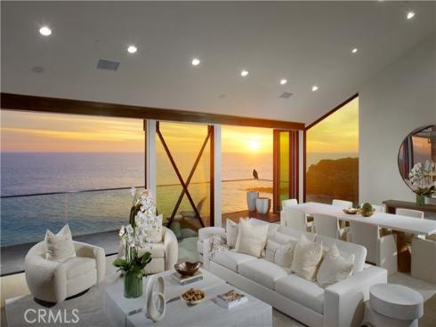 33 Bay Drive, Laguna Beach, CA