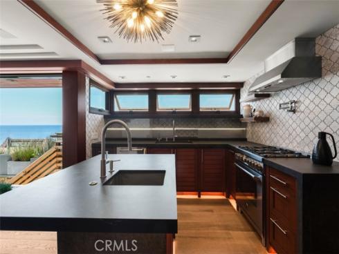 31678  Seacliff   Drive, Laguna Beach, CA