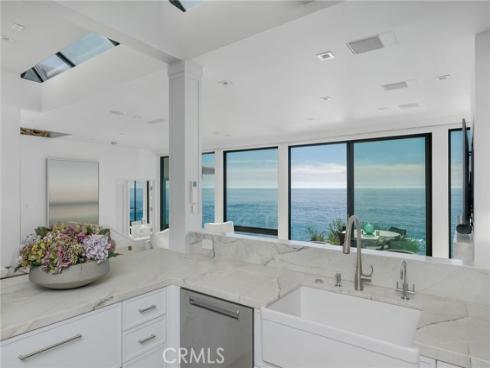 1715  Ocean   Way, Laguna Beach, CA