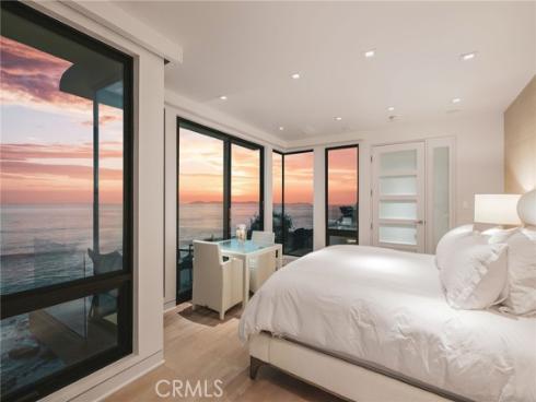 1715  Ocean   Way, Laguna Beach, CA