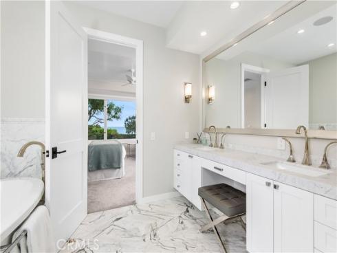 738 Cliff Drive , Laguna Beach, CA