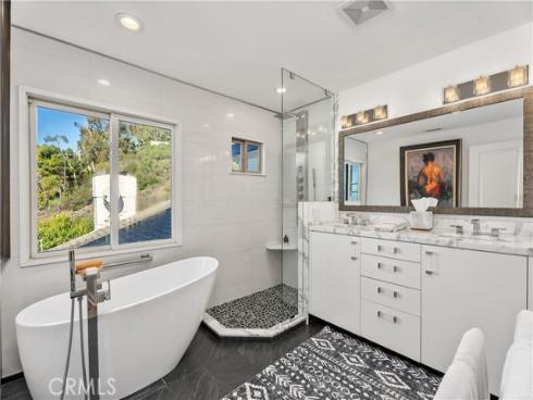 31502  Mar Vista  , Laguna Beach, CA