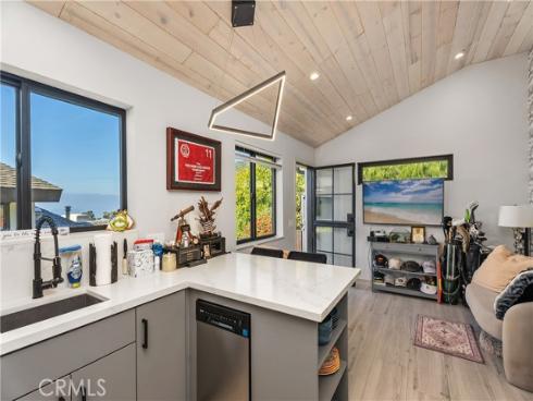 31502  Mar Vista  , Laguna Beach, CA