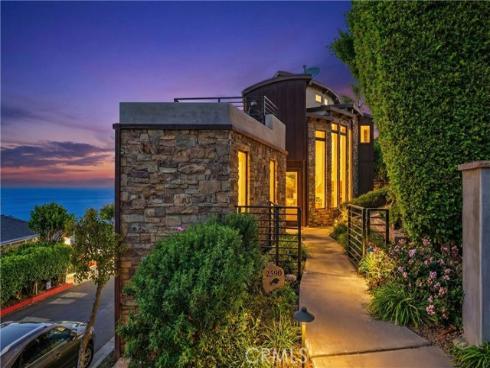 2590  Iris  , Laguna Beach, CA
