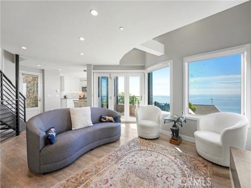 2590  Iris  , Laguna Beach, CA