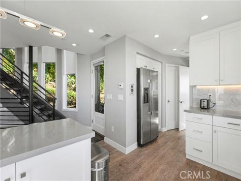 2590  Iris  , Laguna Beach, CA