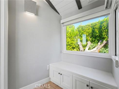 2590  Iris  , Laguna Beach, CA