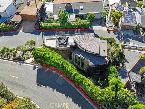 2590  Iris  , Laguna Beach, CA