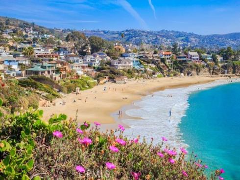 2590  Iris  , Laguna Beach, CA