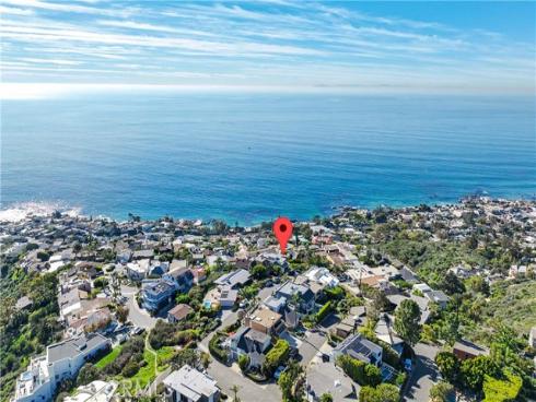 2590  Iris  , Laguna Beach, CA