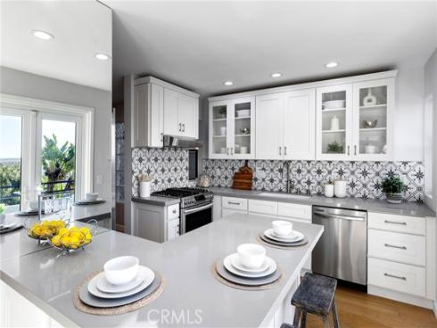 1077  Tia Juana  , Laguna Beach, CA