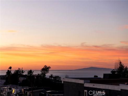 1077  Tia Juana  , Laguna Beach, CA