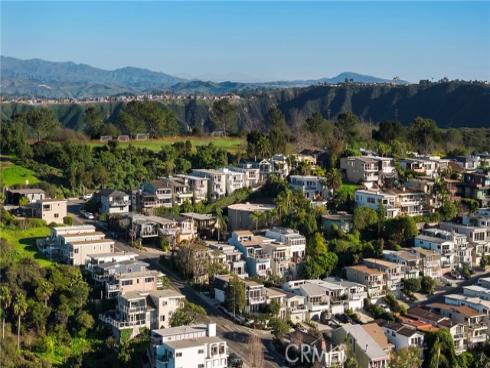 1077  Tia Juana  , Laguna Beach, CA