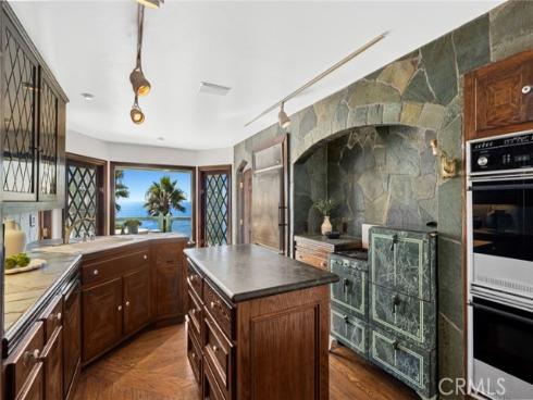 31971  Coast Highway  , Laguna Beach, CA