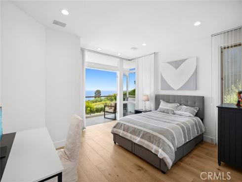 1061  Skyline   Drive, Laguna Beach, CA