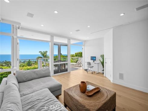 1061  Skyline   Drive, Laguna Beach, CA