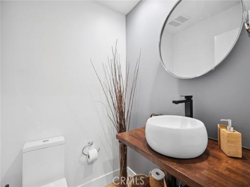 1061  Skyline   Drive, Laguna Beach, CA