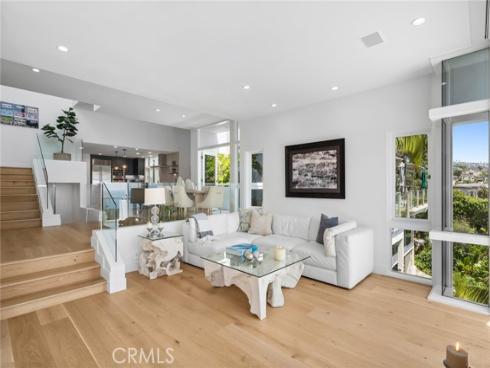 1061  Skyline   Drive, Laguna Beach, CA