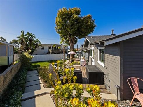 389  Park  , Laguna Beach, CA