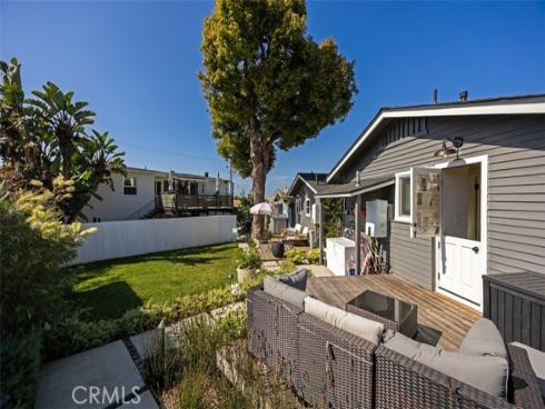 389  Park  , Laguna Beach, CA