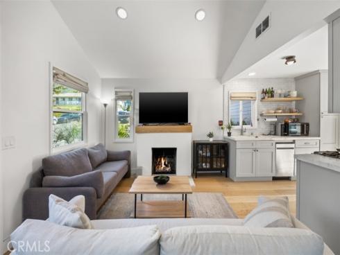389  Park  , Laguna Beach, CA