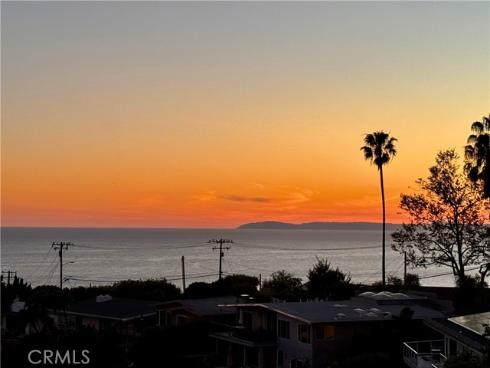 2155  Temple Hills  , Laguna Beach, CA