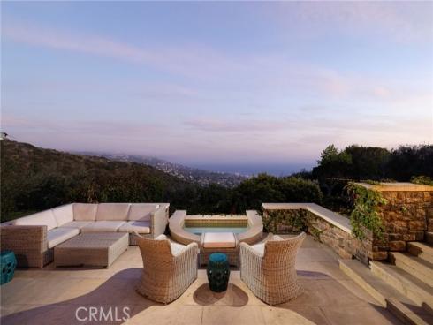 1302 Skyline Drive