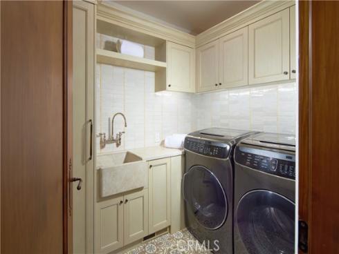 1302  Skyline   Drive, Laguna Beach, CA